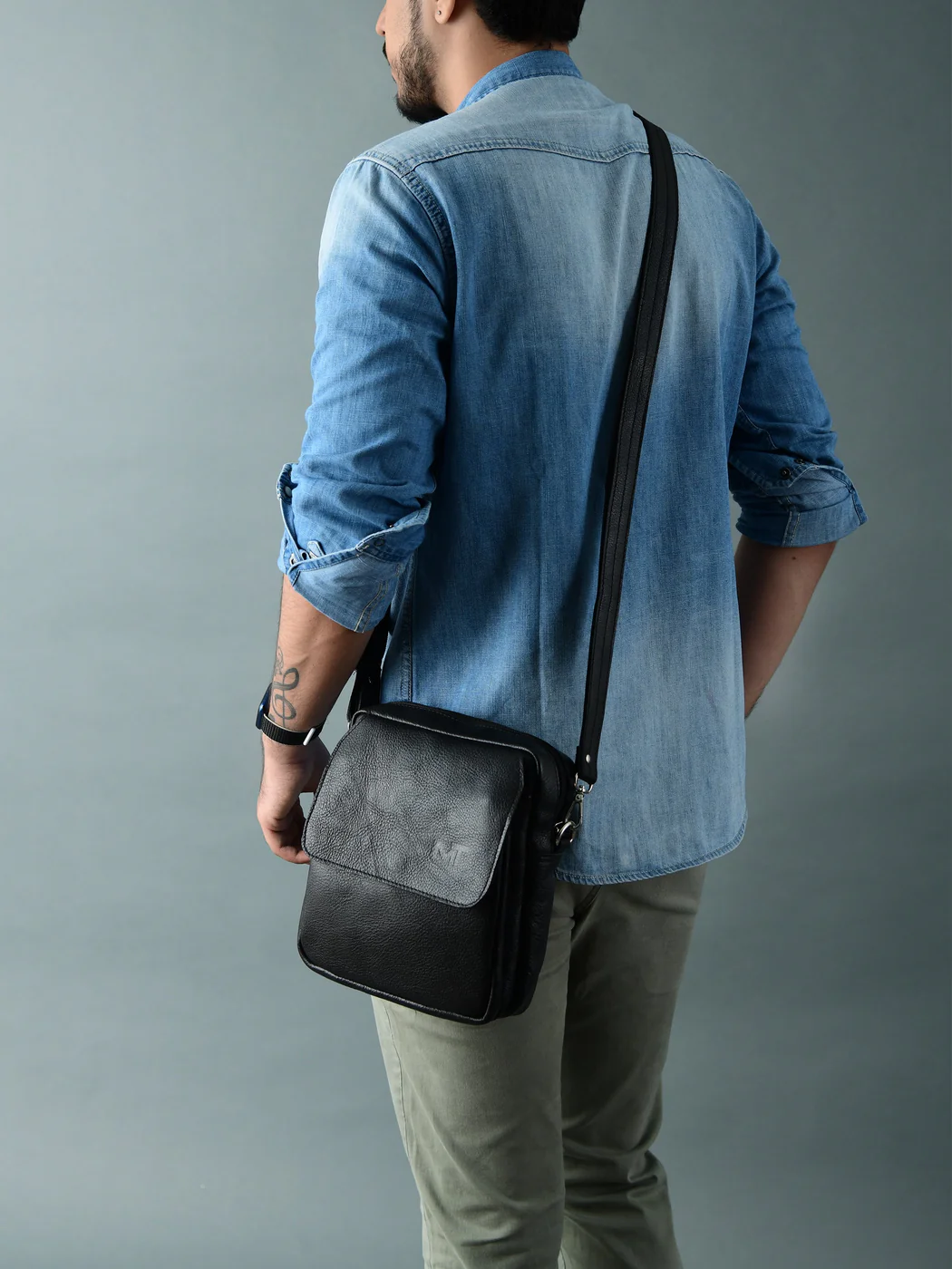 Enzo Black Side Messenger - Image 4